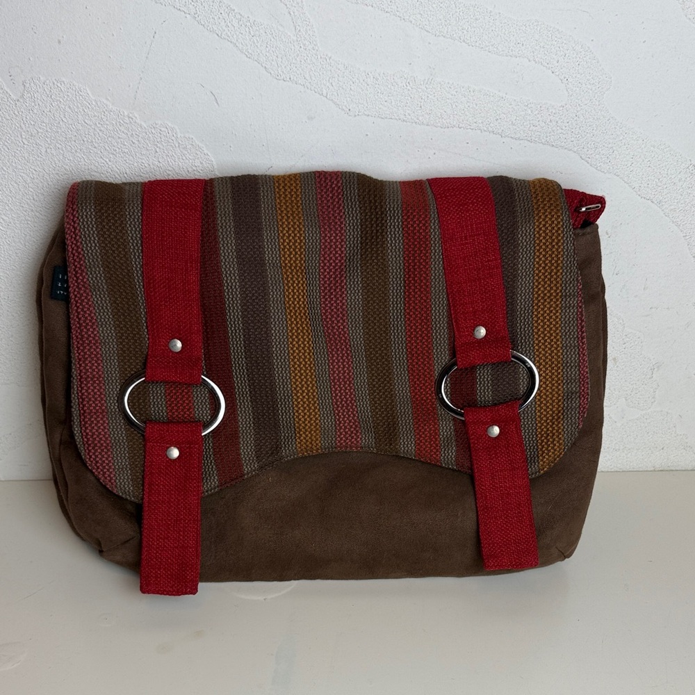 Lisa Lill Studio Red Brown Striped Adjustable Strap Snap Closure Messenger Bag